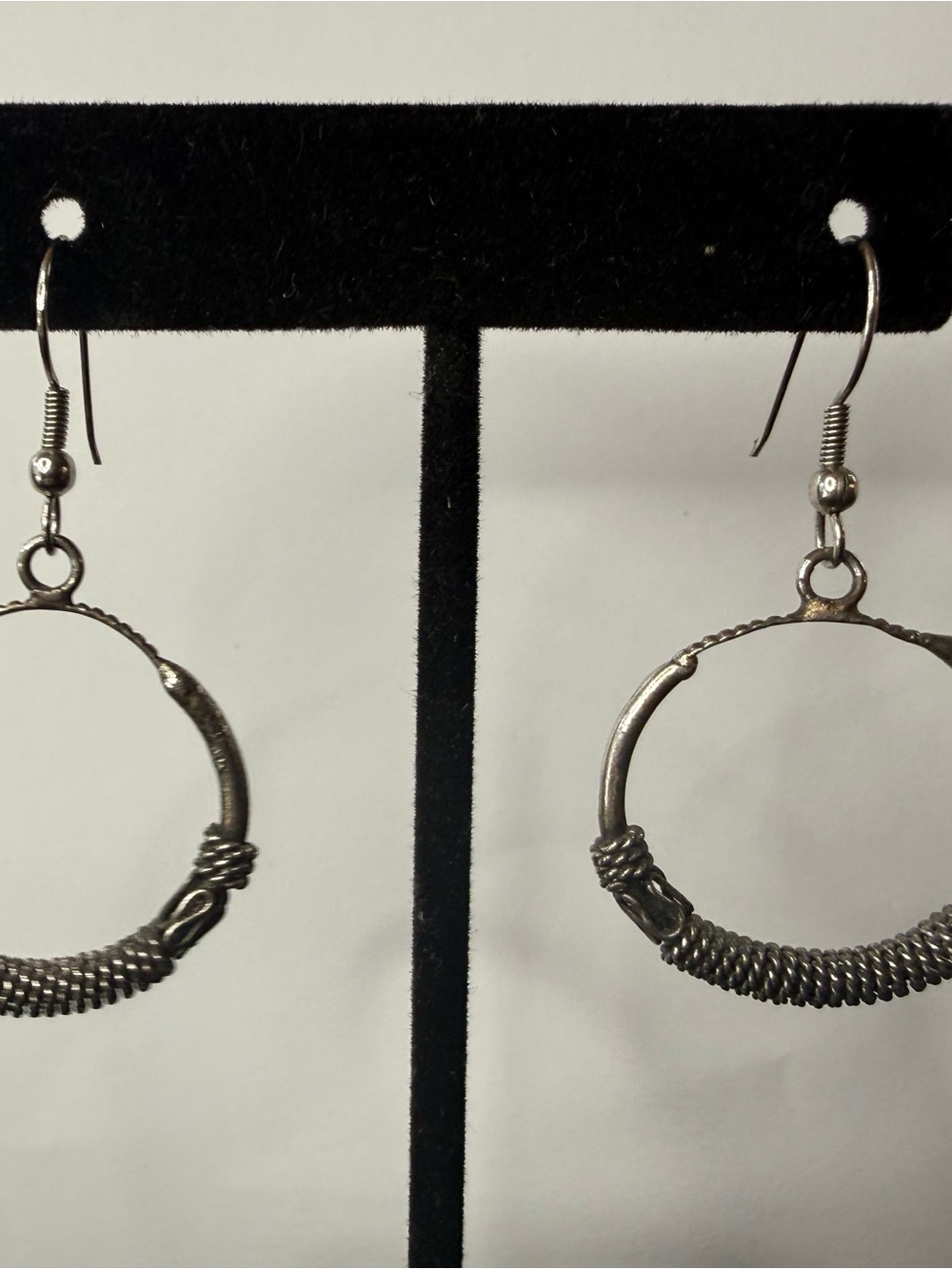 VTG Silver Tone Hoop Dangle Earrings